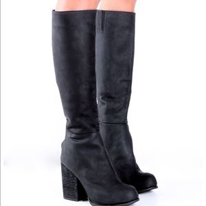 Jeffrey Campbell sark 2 boots! Size 7.5